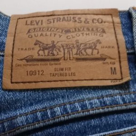 Levi's Vintage Women's Classic Jeans - Size (7) - Blue - Picture 3 of 6